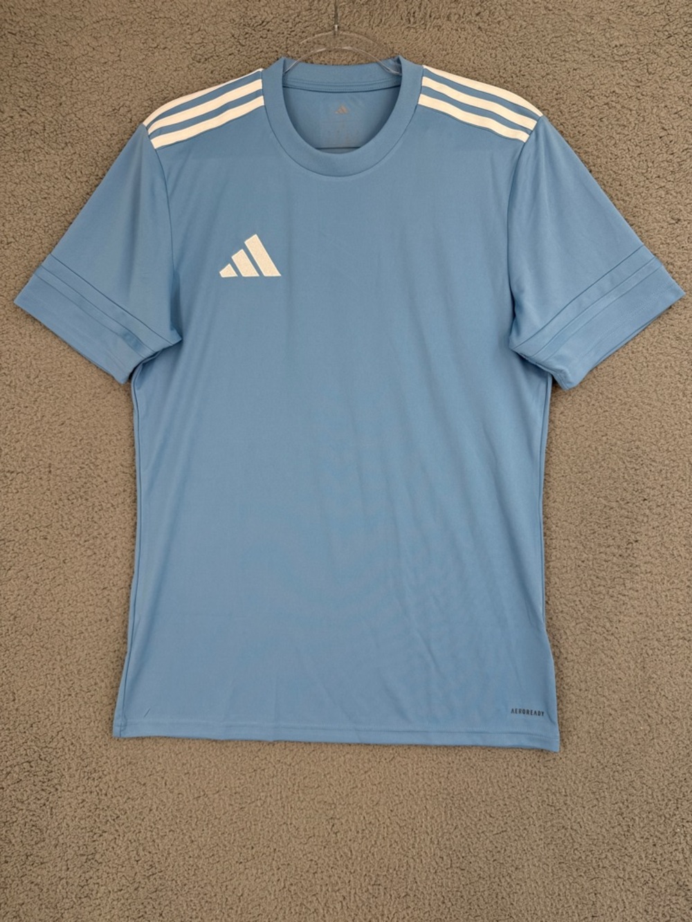 adidas Aeroready Men’s Medium Light Blue Short Sleeve Performance Shirt Stretch